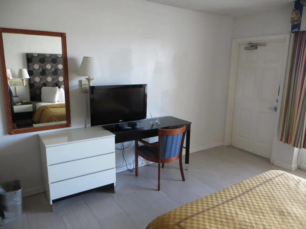 Arya Blu Inn And Suites Ormond Beach Exterior foto